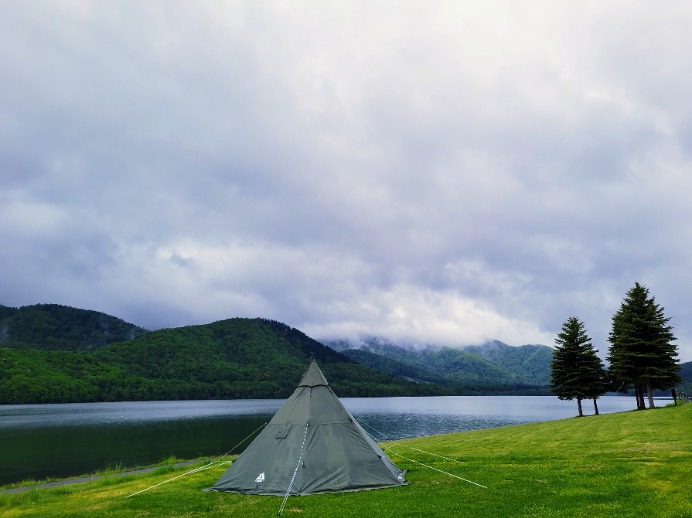 かなやま湖畔キャンプ場