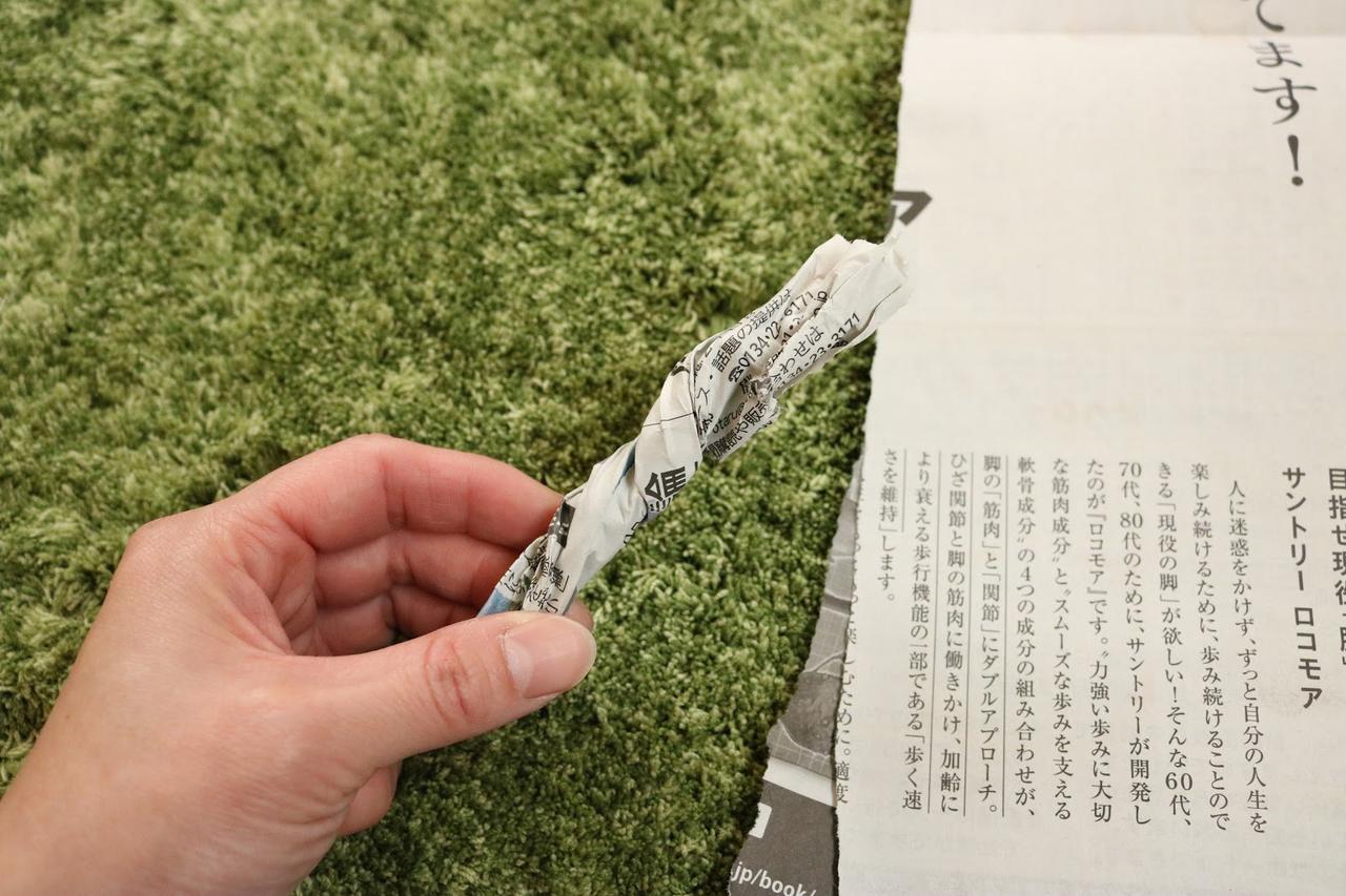 新聞紙で作る 紙薪 は薪 着火剤として使える キャンプでの新聞紙の活用法も紹介 お役立ちキャンプ情報 年11月07日 日本気象協会 Tenki Jp