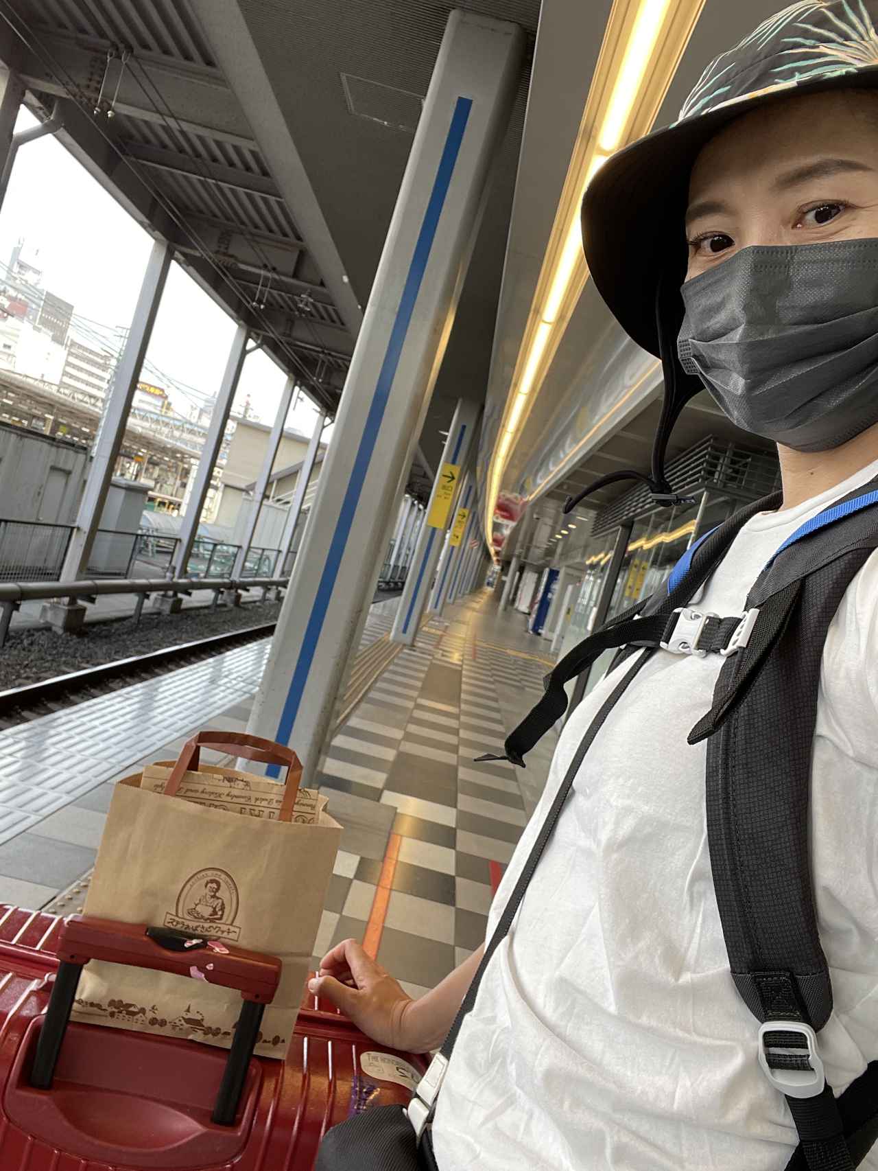 電車 徒歩で女子ソロキャンプ デビュー スーツケースキャンパーの荷物 時間割り 食事を徹底レポート お役立ちキャンプ情報 21年05月22日 日本気象協会 Tenki Jp