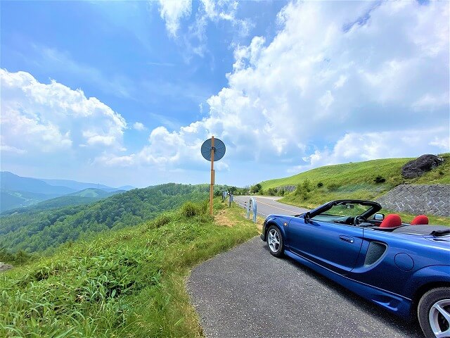 オープンカーでソロキャンプ のすすめ 自然を肌で感じられてバイクと車の良いとこ取り お役立ちキャンプ情報 21年06月25日 日本気象協会 Tenki Jp