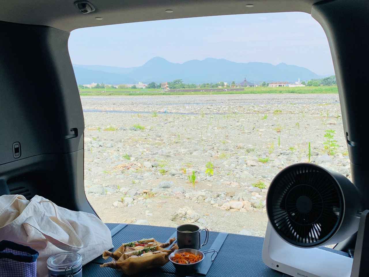 夏の車中泊は暑さ対策が必須 快適に過ごせるおすすめグッズや場所選びのマル秘テク お役立ちキャンプ情報 21年07月09日 日本気象協会 Tenki Jp