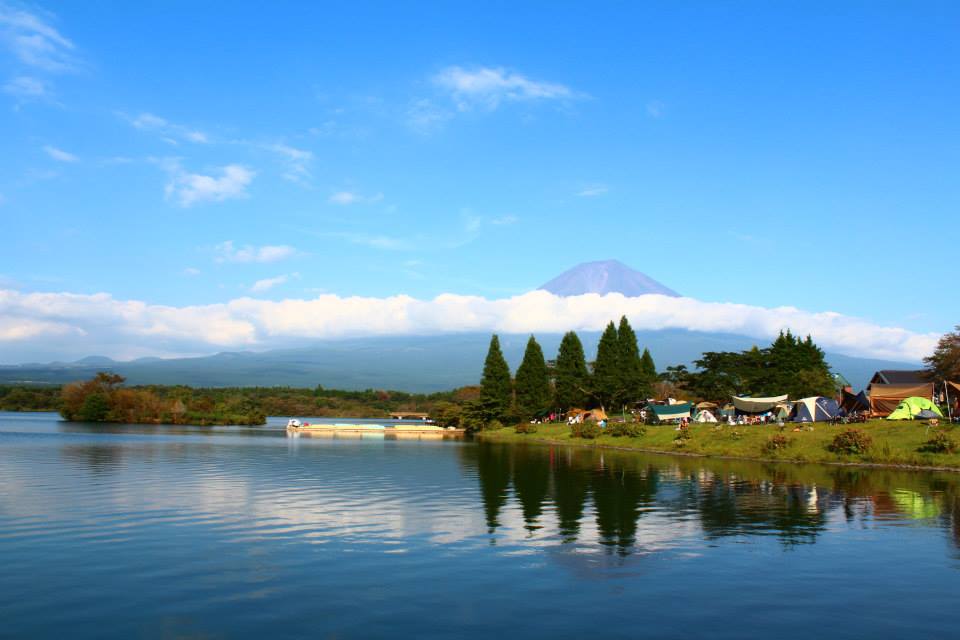 山梨県のおすすめキャンプ場ランキング 富士山 富士五湖の絶景や川遊びを楽しめる場所も お役立ちキャンプ情報 22年10月30日 日本気象協会 Tenki Jp
